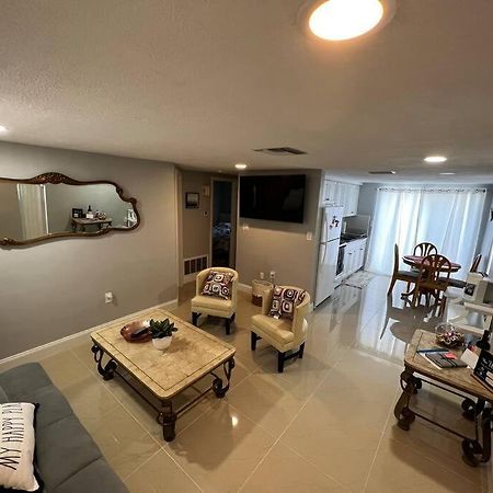 Comfy 2 Bedroom Apartment Порт-Ричи Экстерьер фото